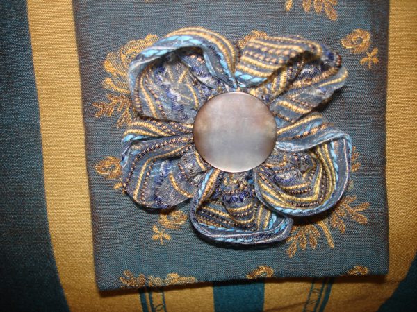 Pochette mod. "SOFIA" fatta a mano con tessuto - immagine 4